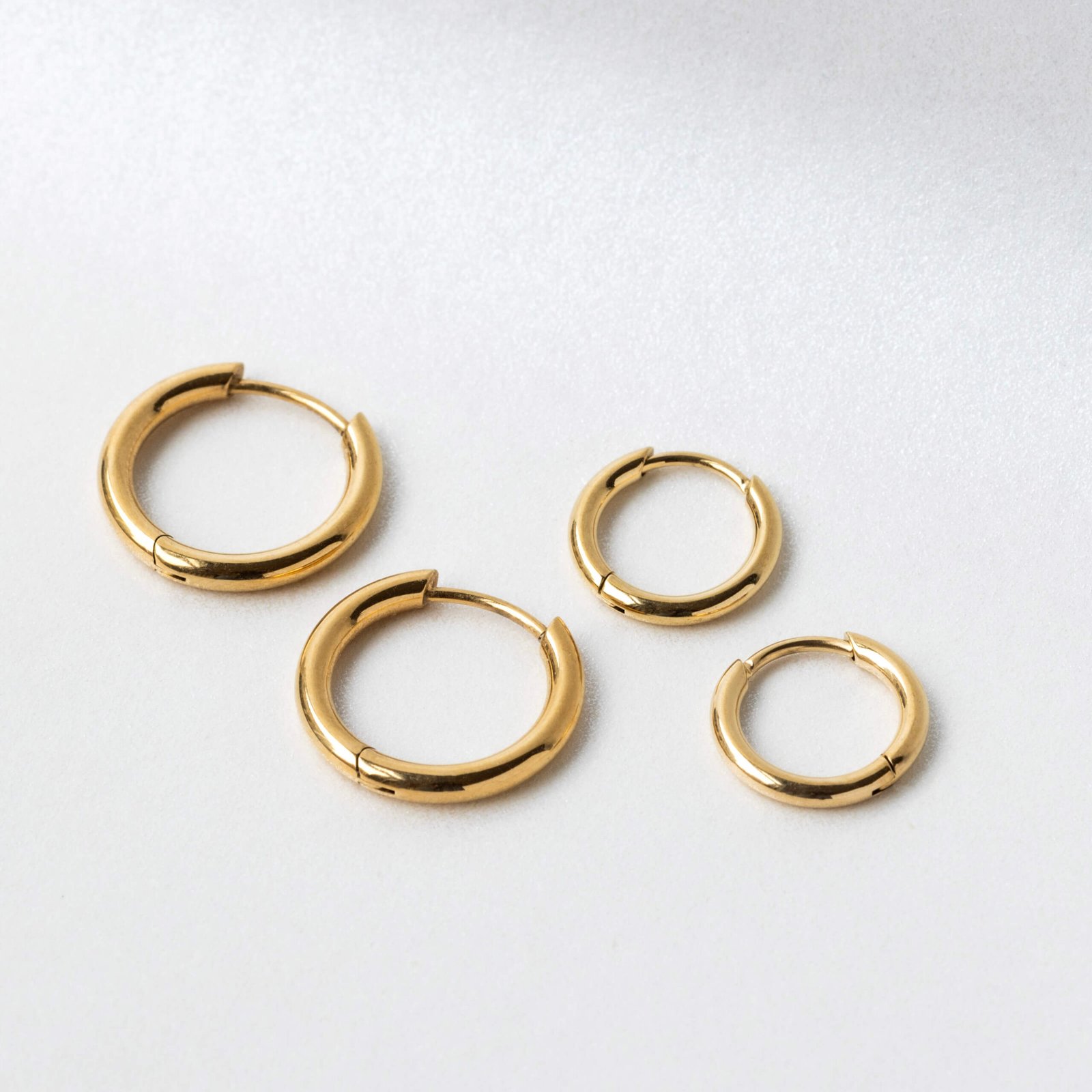 classic_huggie_hoops_9X3A8901-sq-3200.jpg