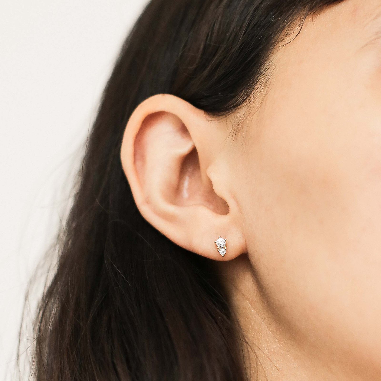 gaia-crystal-studs-on-model-2-2048_fff324de-c7cb-47d9-80be-e6bc2bc1bc77.jpg