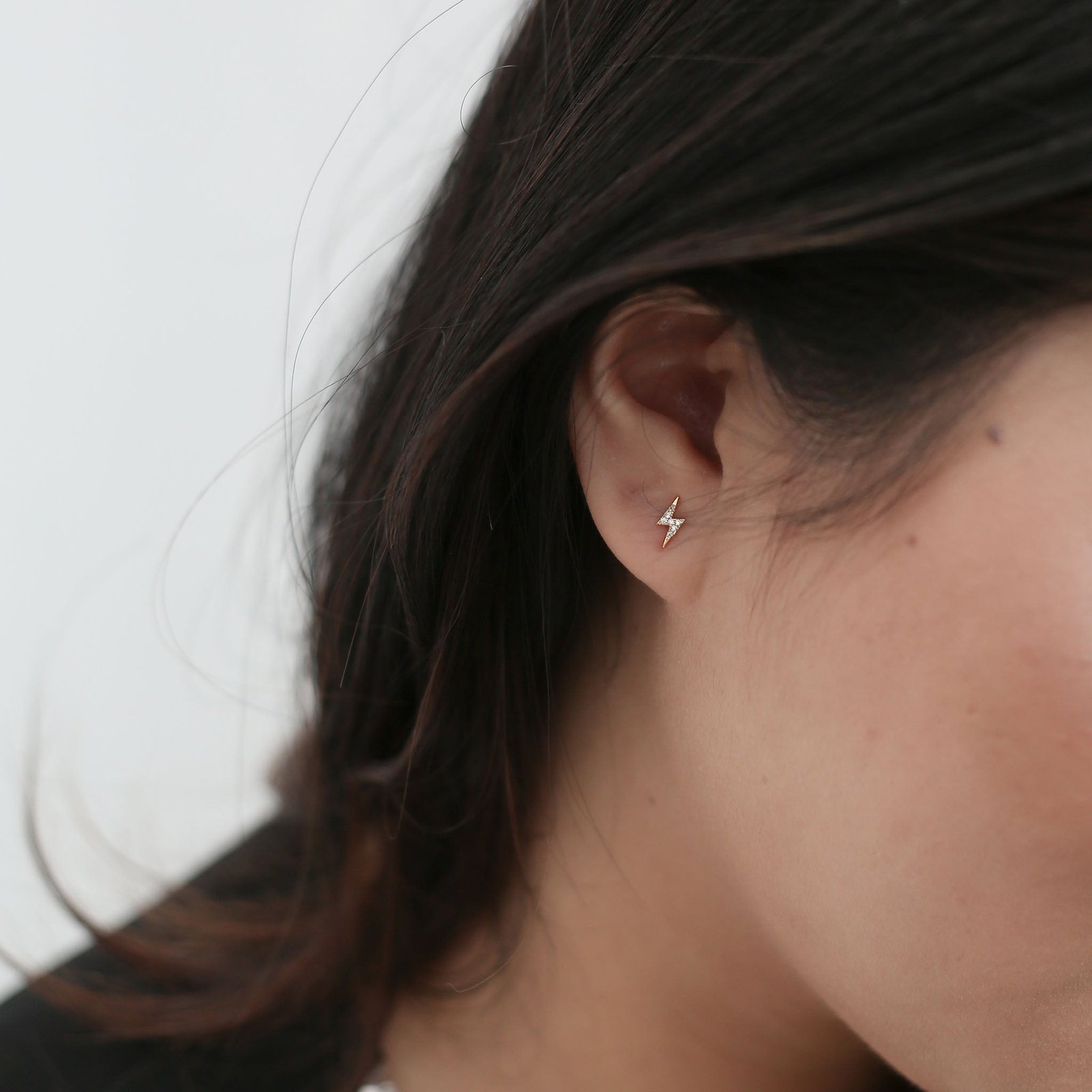 pave-lightning-studs-on-model_aa7be80a-6588-4822-888e-5b7bed88ada2.jpg
