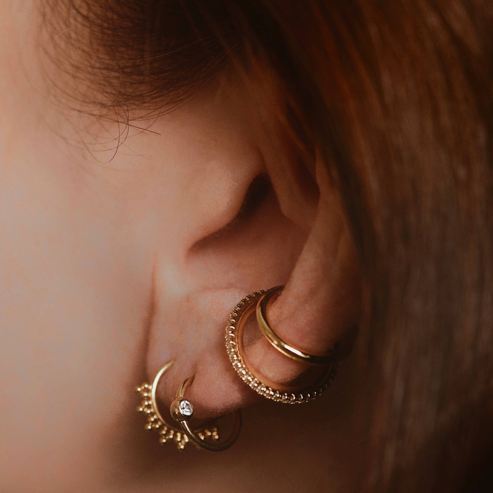 siren-cartilage-hoop-orbital-crystal-cartilage-hoop-eternity-arc-cuff-large-classic-arc-cuff-2048.jpg